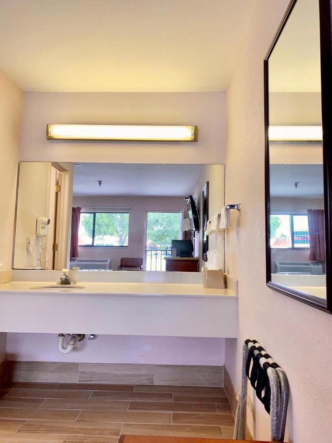 Fern Park Regency Inn المظهر الخارجي الصورة